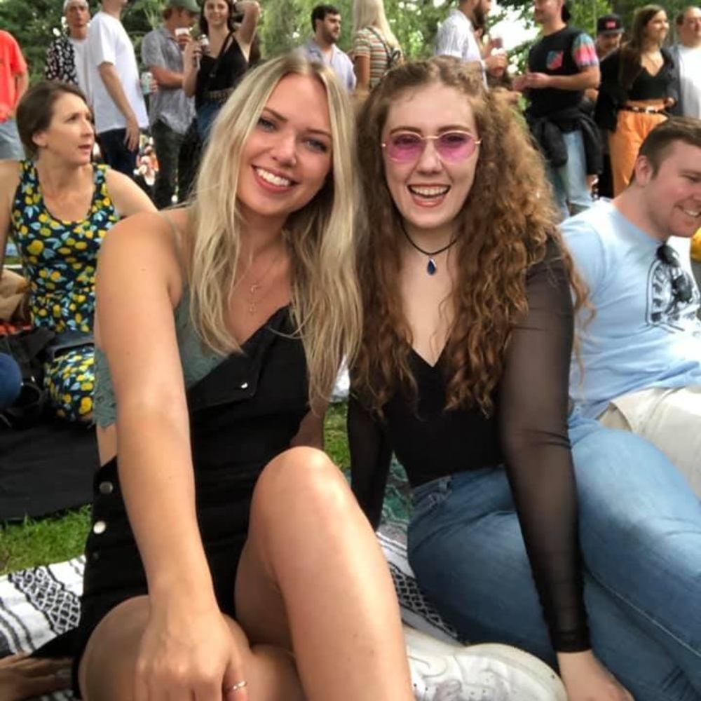 Meet your Posher, Emma